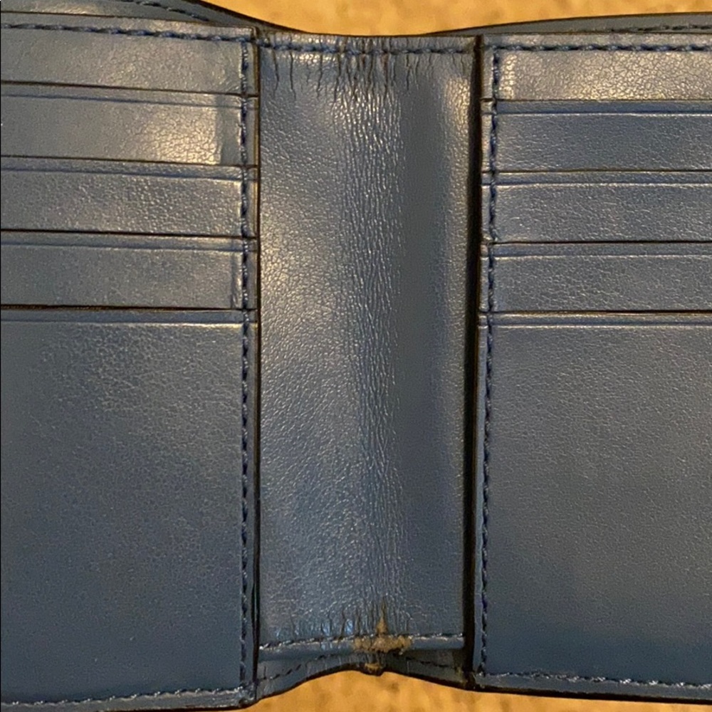 Coach Bifold Wallet - Picture 5 of 5